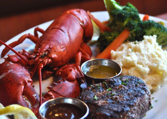 Lobster Specials on Long Island Seafood Restaurants Suffolk County